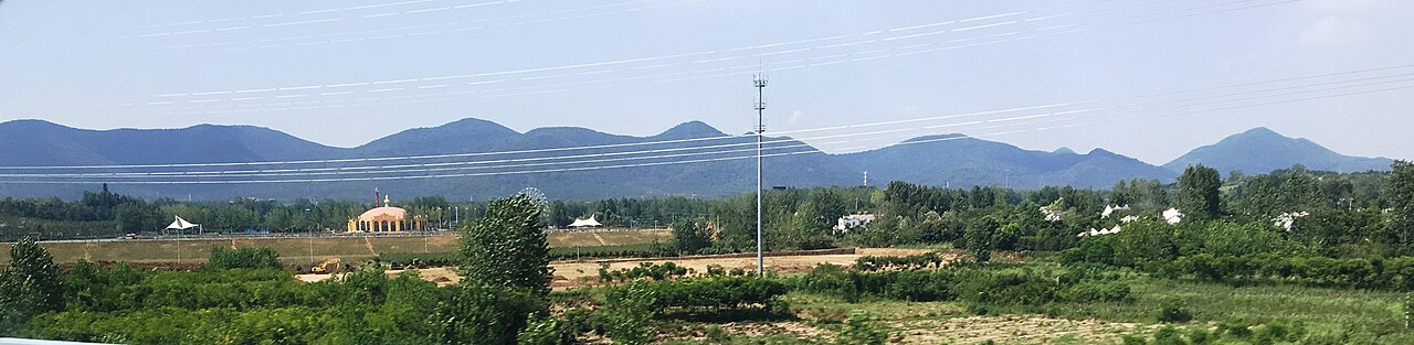 南京老山国家森林公园乡野山路