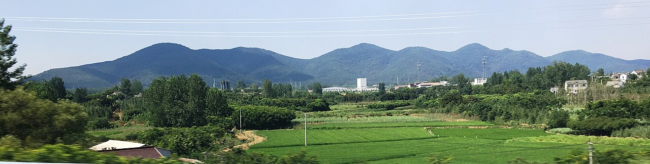 南京老山田野山景