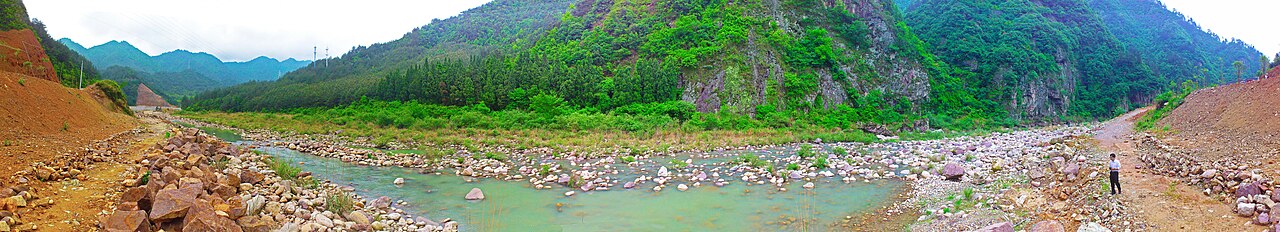 大明山邻近浙西大峡谷山口