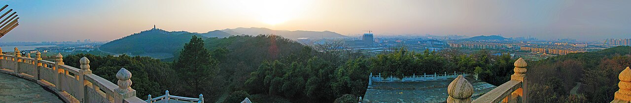 苏州上方山山顶西望