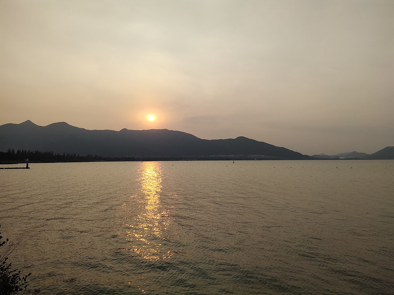 东钱湖日落