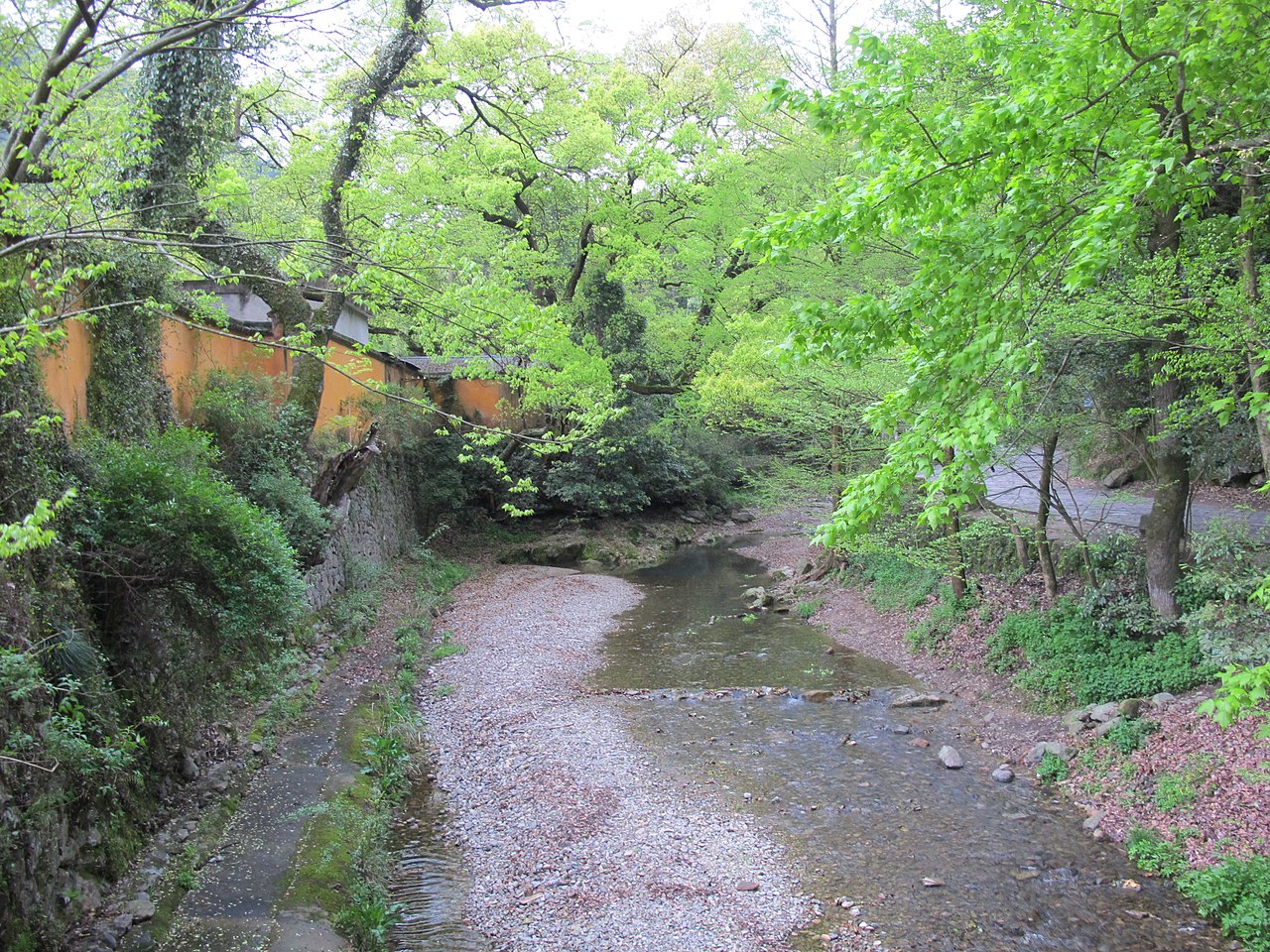 天台山国清寺前山溪